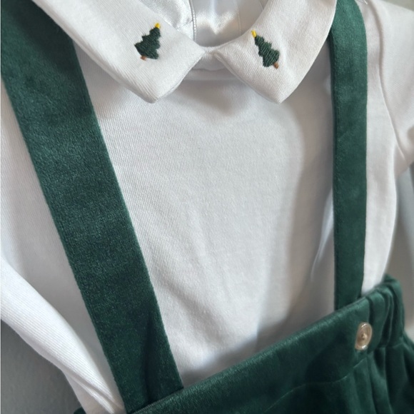 NWT Edgehill Collection Baby Boy Peter Pan Long Sleeve Velvet Shortall Set, 3M - Picture 3 of 10